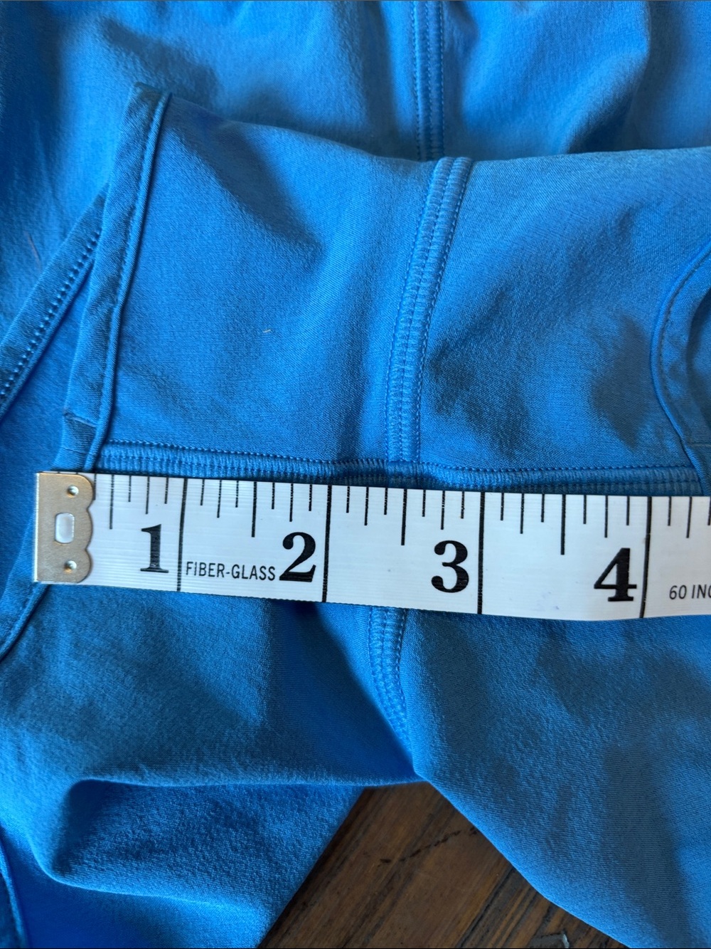 Lululemon size 4 high rise Cornflower Blue 2.5” inseam Hotty Hot shorts - Picture 13 of 16